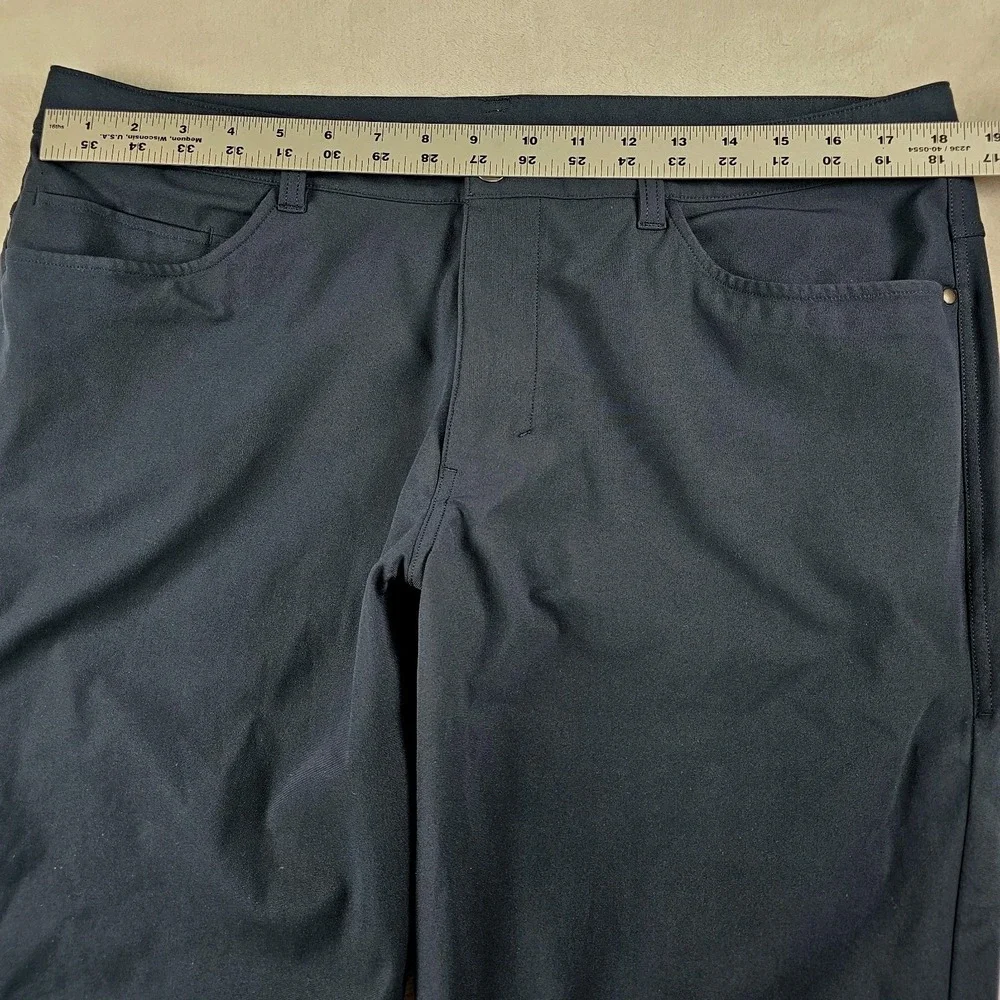 Lululemon Mens Pants 36x29 ABC Classic Warpstreme Navy Five Pocket Stretch
